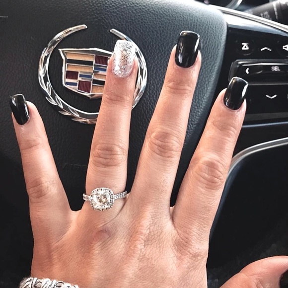 ℭ𝔥𝔞𝔯𝔩𝔢𝔰 & ℭ𝔬𝔩𝔳𝔞𝔯𝔡 ℜ𝔦𝔫𝔤 💍 - Picture 1 of 6